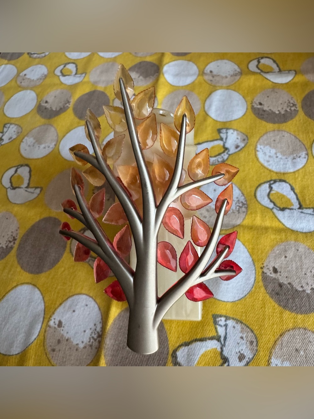 Bath & Body Works Fall Tree Wallflower wall diffuser - Picture 5 of 16